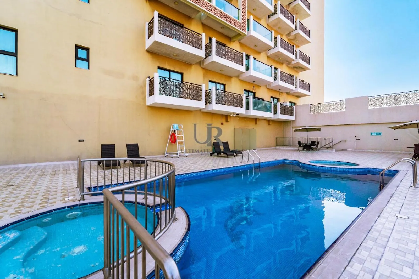 Huge 1-Bedroom Apartment In Al Jaddaf Near Metro 11 Mins From Trade Fair Dubai